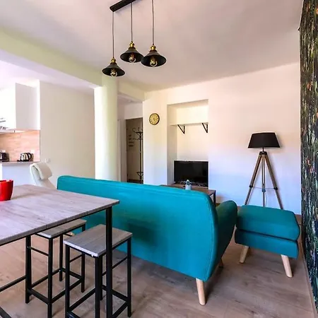 Apartment L'azur 15'plage 10'port 5'train Clim Wifi Pkg Toulon
