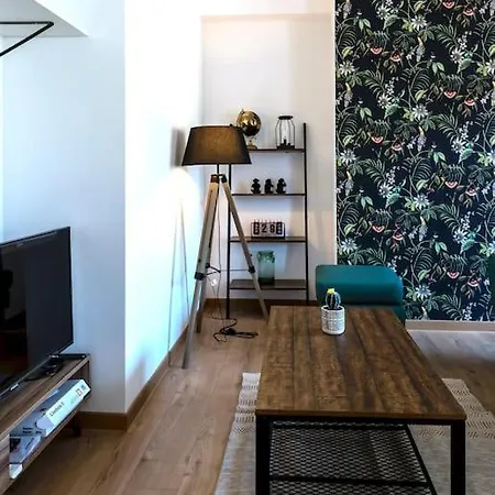 Apartment L'azur 15'plage 10'port 5'train Clim Wifi Pkg